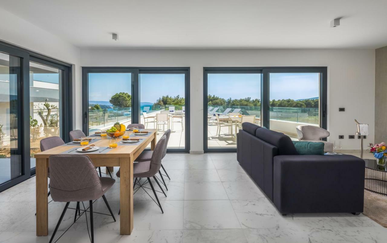 Luxury Apartments Baotic Trogir Buitenkant foto
