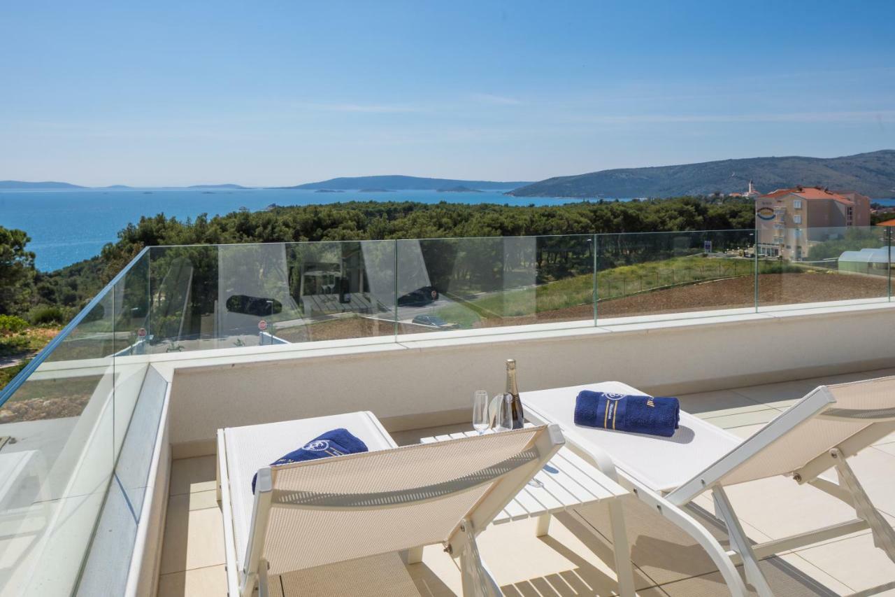 Luxury Apartments Baotic Trogir Buitenkant foto