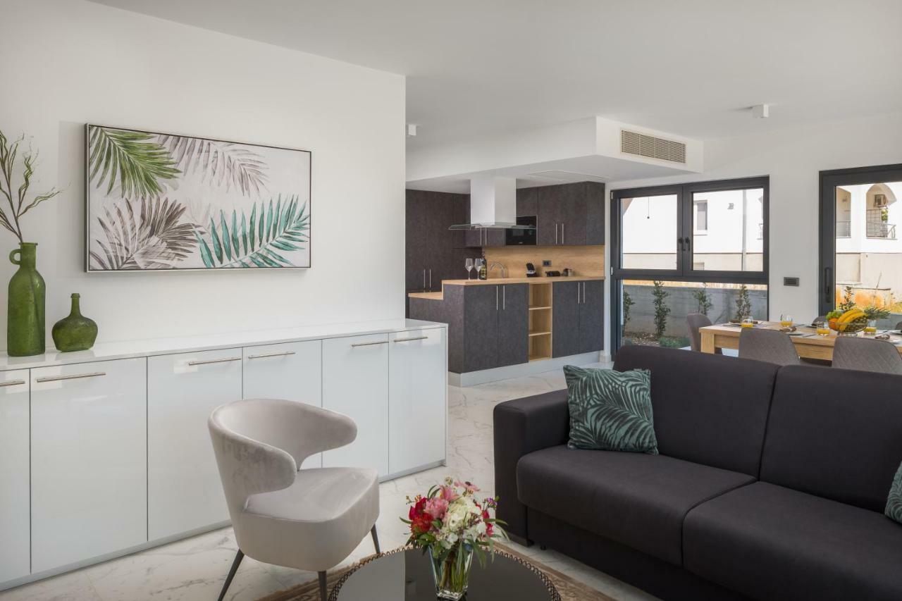 Luxury Apartments Baotic Trogir Buitenkant foto